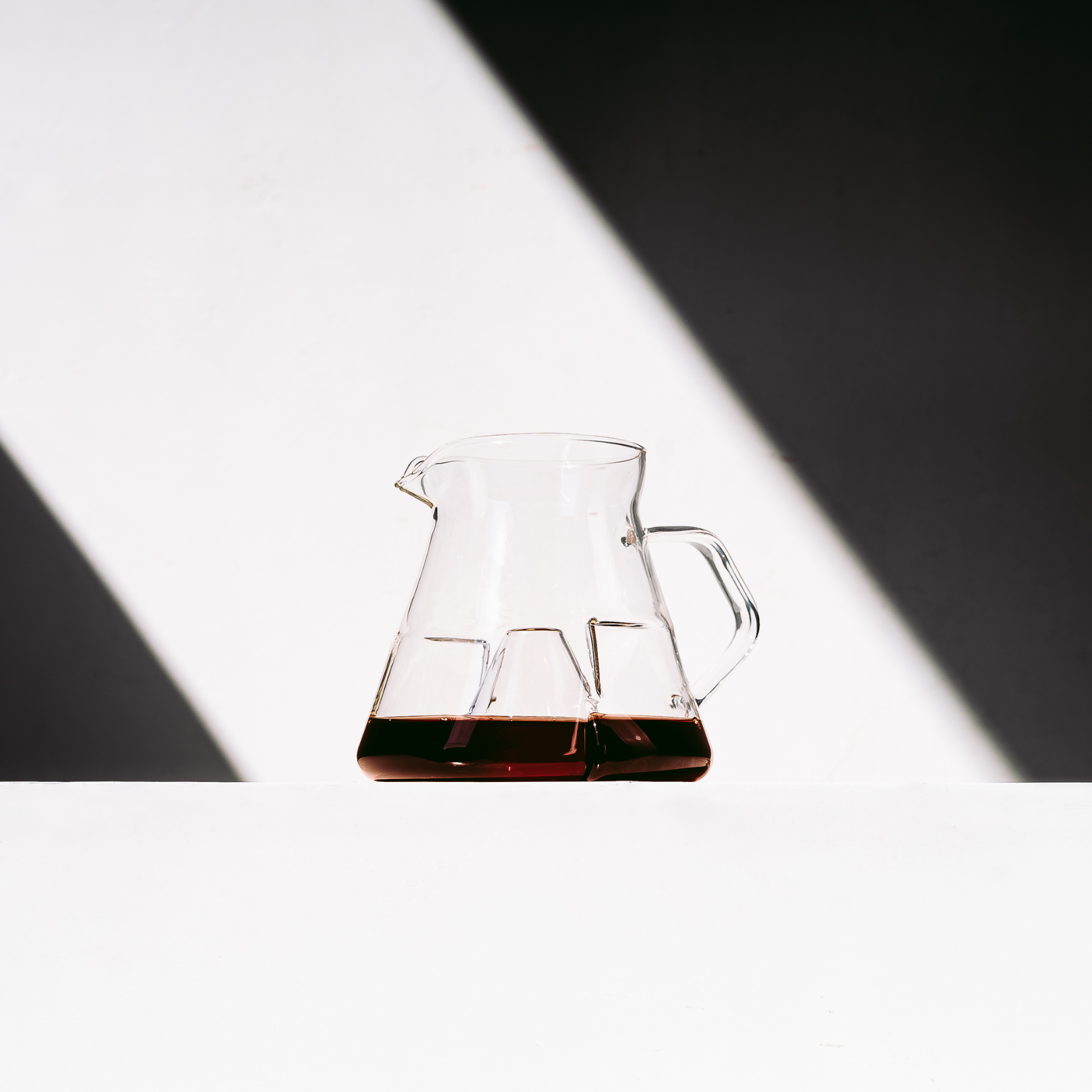 ICOSA Cyclone Carafe Small - 440ml-Clear