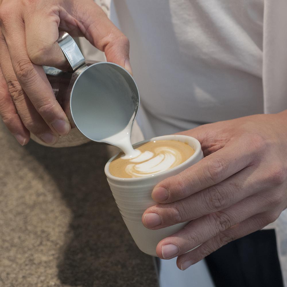 Dale Harris 150ml Flat White Cup "Champions Signature"