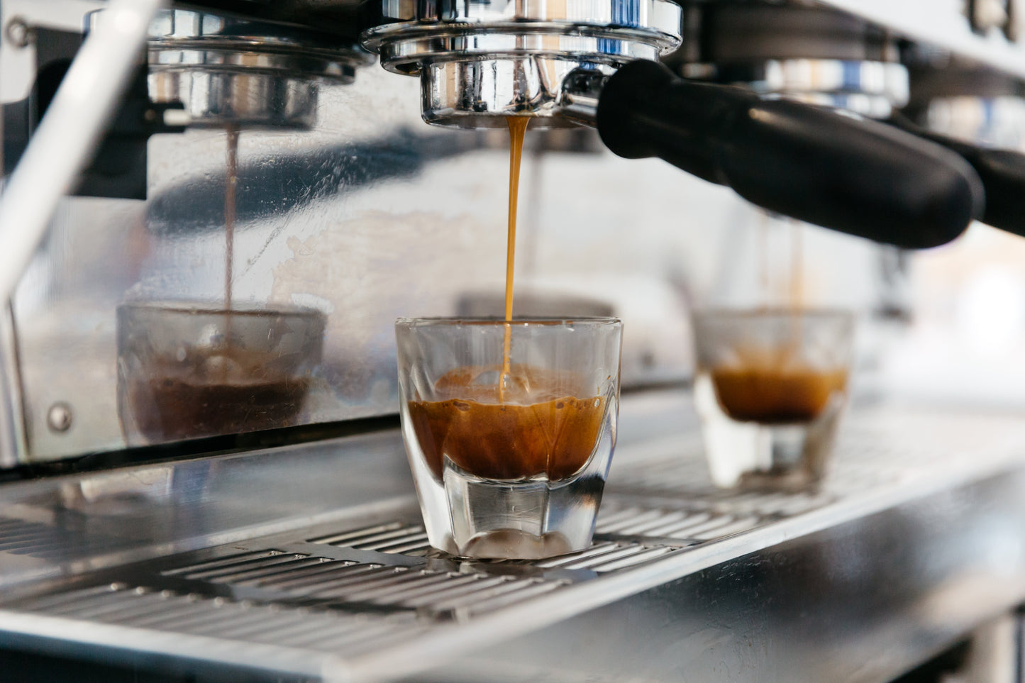 VERO Cappuccino Glass Clear